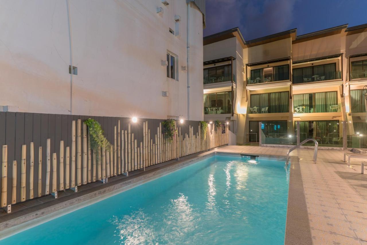 Destination Patong Hotel Екстериор снимка