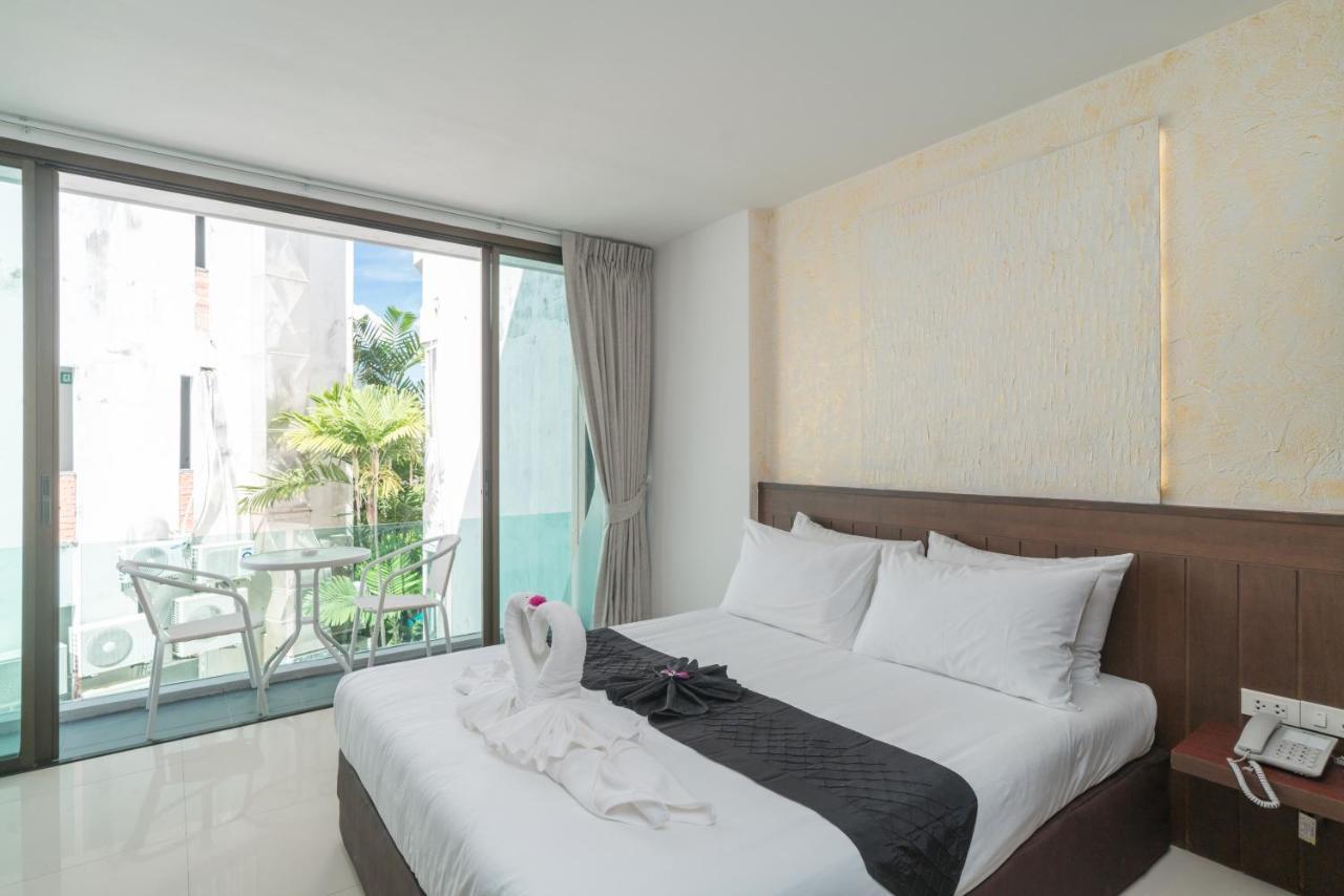Destination Patong Hotel Екстериор снимка